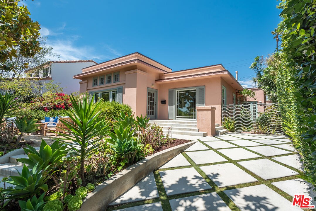 539 Palisades Avenue, Santa Monica, CA 90402